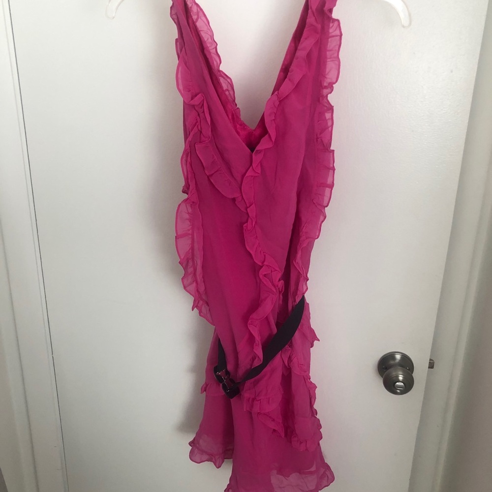 Beautiful pink dress with removable black belt